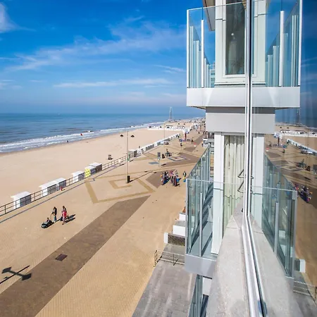 Bright Coastal Getaway, Cleaning Included Middelkerke
